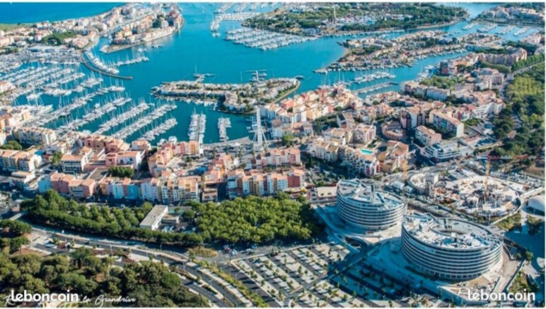 Cap D'agde Port Lano T2 Clim, Piscine, Tennis Et Parking Apartment *